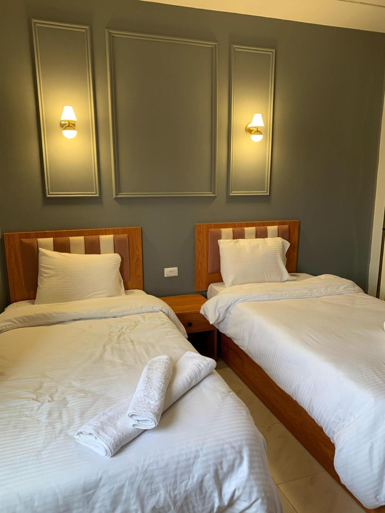Hotel Garden House 3*
